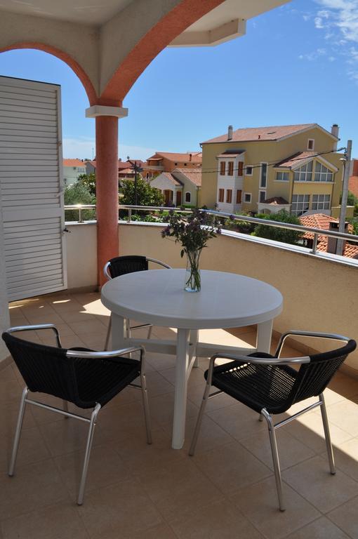 Apartmani Galeb Biograd Na Moru Exterior photo