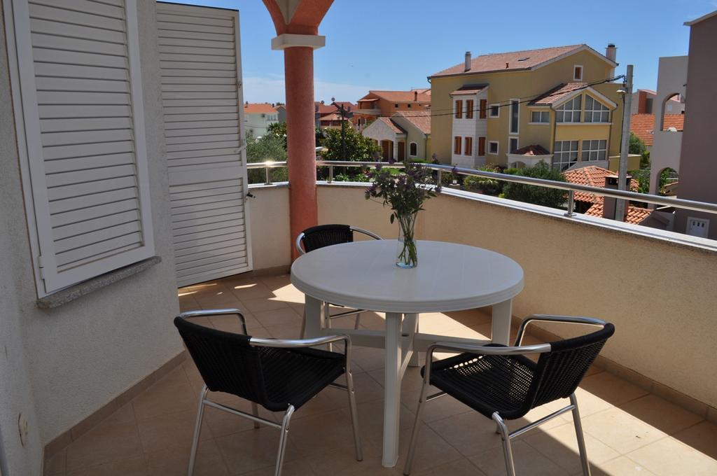Apartmani Galeb Biograd Na Moru Exterior photo