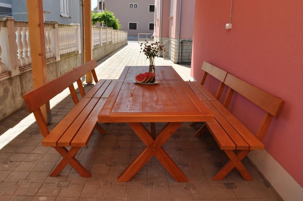 Apartmani Galeb Biograd Na Moru Exterior photo