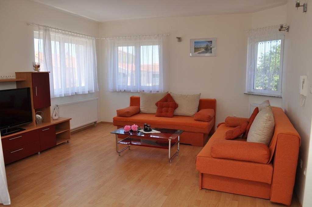 Apartmani Galeb Biograd Na Moru Exterior photo