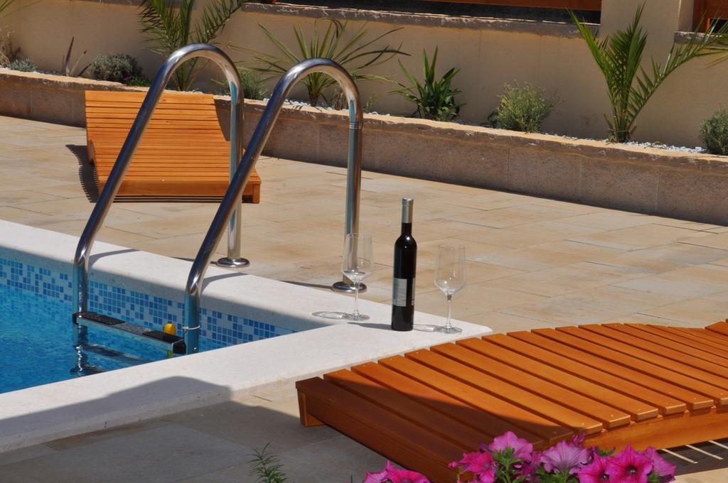 Apartmani Galeb Biograd Na Moru Exterior photo